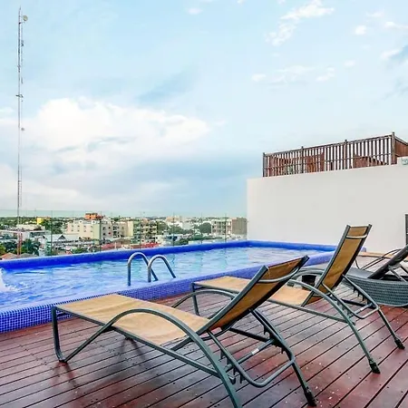 Condo With Amenities Sleeps 8 Roof Pool Gym