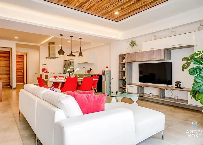 Apartment 2br Retreat W Rooftop Pool & Bbq