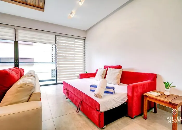 Apartment 2br Retreat W Rooftop Pool & Bbq