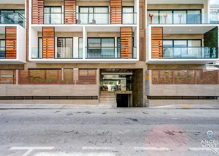 2br Retreat W Rooftop Pool & Bbq *